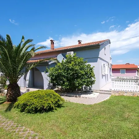 Fuer 4 Personen Ca 100 Qm In Premantura, Istrien Istrische Riviera Apartment