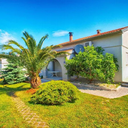 Fuer 4 Personen Ca 100 Qm In Premantura, Istrien Istrische Riviera Apartment Premantura