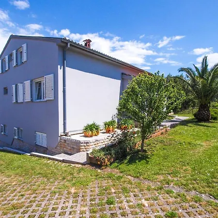 Fuer 4 Personen Ca 100 Qm In Premantura, Istrien Istrische Riviera Apartment Premantura